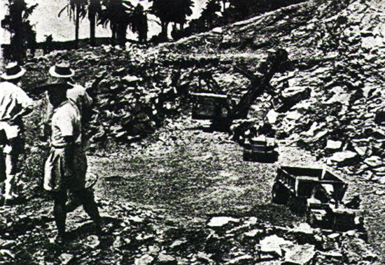 Chantiers des Bauxites du Midi a Kassa