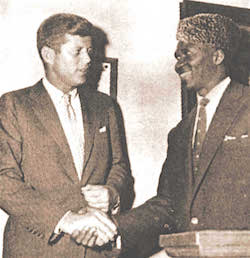 Senateur John Kennedy et President Sekou Toure, Los Angeles, octobre 1959