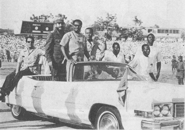 Neto, Castro, Luis Cabral, Sekou Toure, au stade du 28 septembre