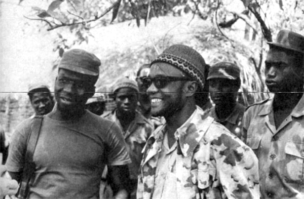 Amilcar Cabral et Nino Vieira dans le maquis, annees 1960