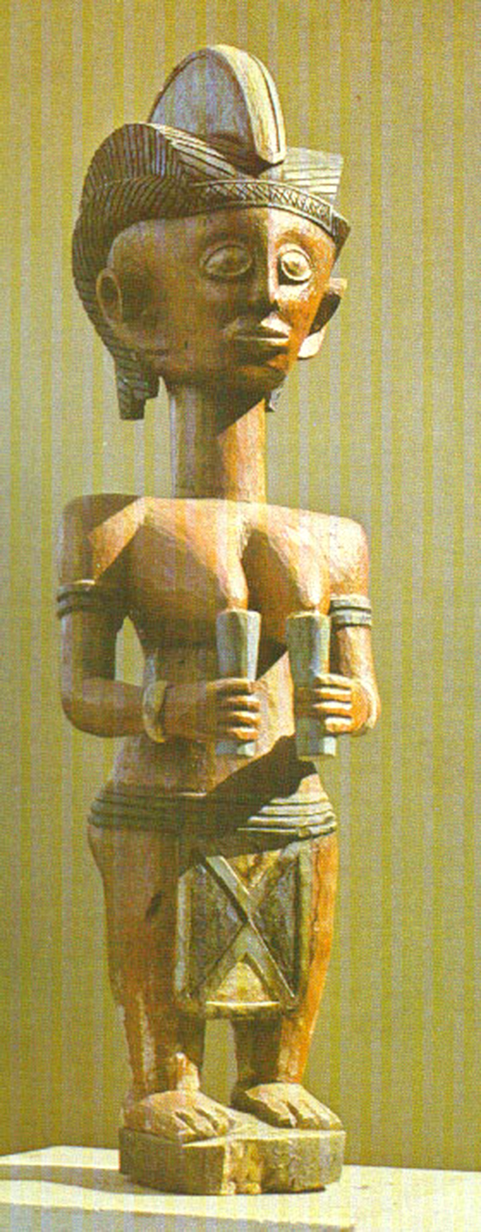 Statuette Tiyambo. Musée national. Conakry